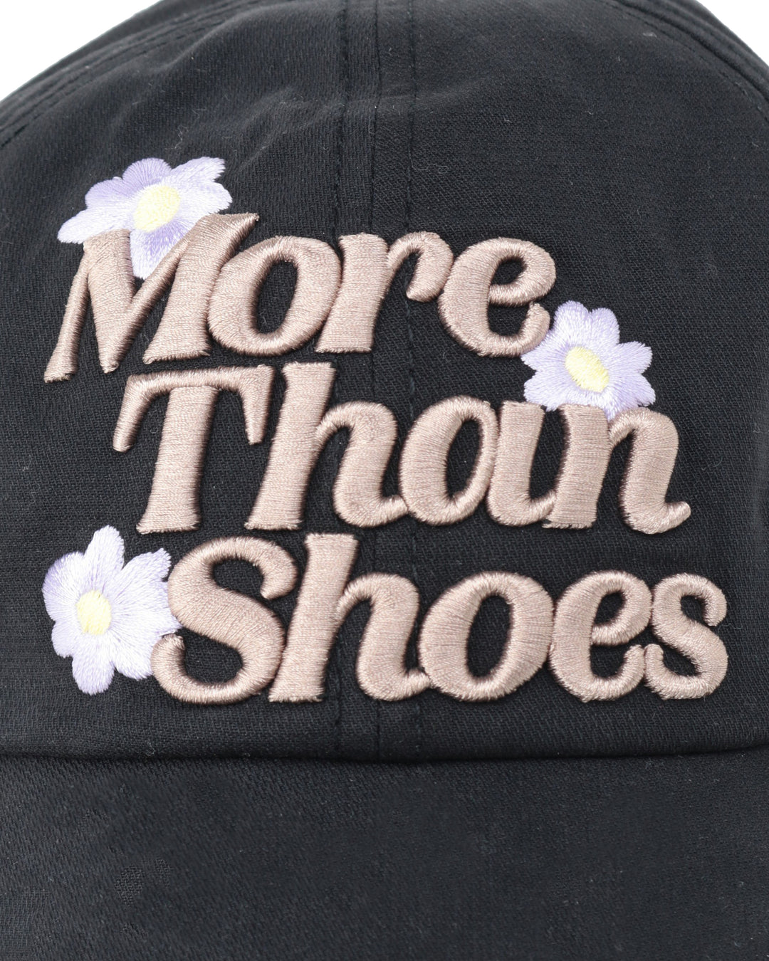FLOWER LETTERED CAP (ブラック)– コンバース オンライン ショップ