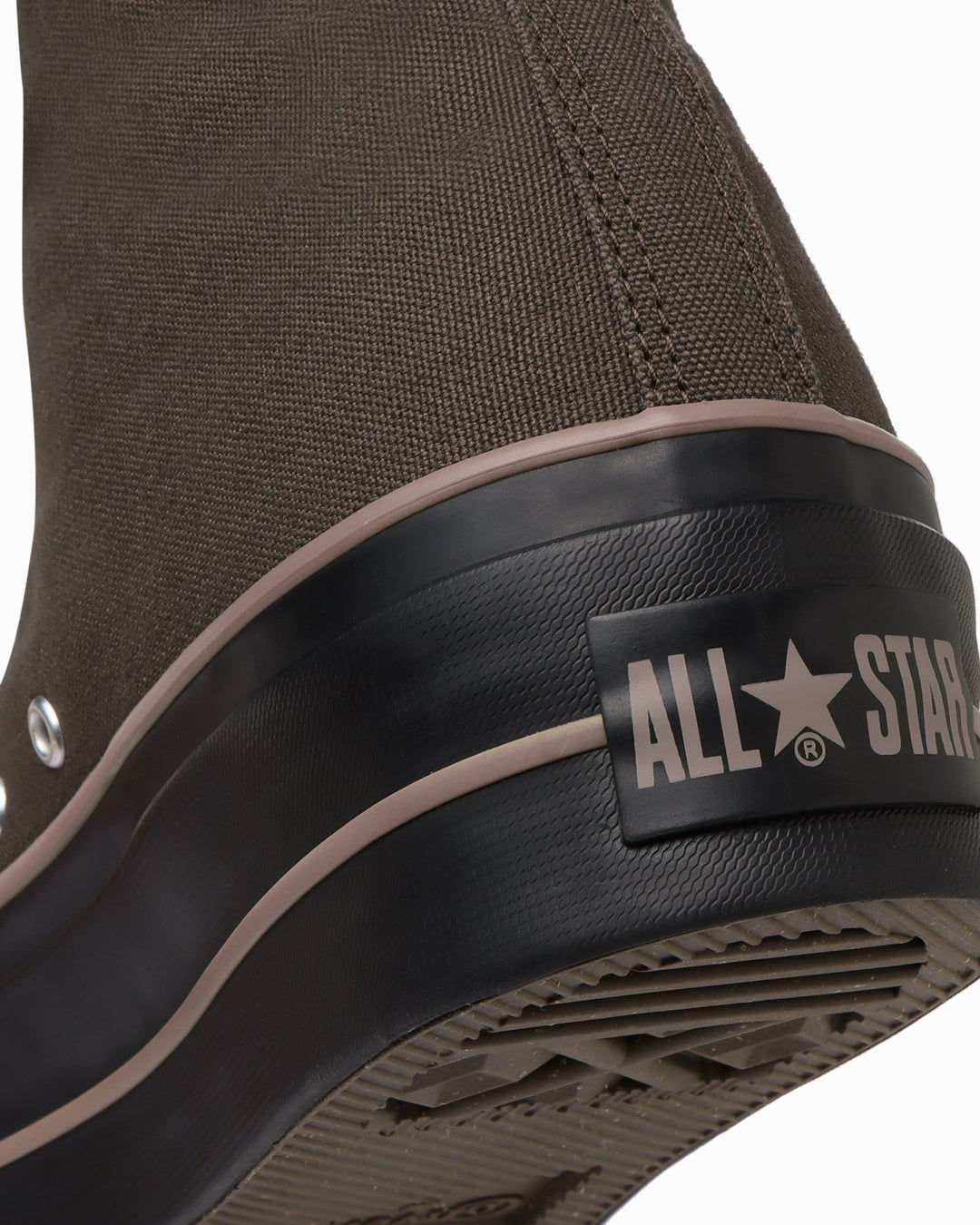 ALL STAR Ⓡ LIFTED KNEE-HI / オールスター Ⓡ リフテッド ニーハイ (ブラウン/ブラック)– コンバース オンライン  ショップ | CONVERSE ONLINE SHOP