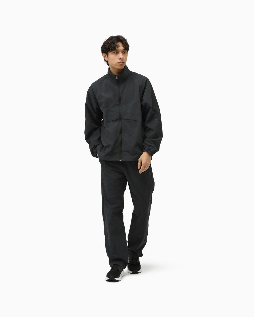 CV WOVEN JACKET MENS (ブラック)– コンバース オンライン ショップ