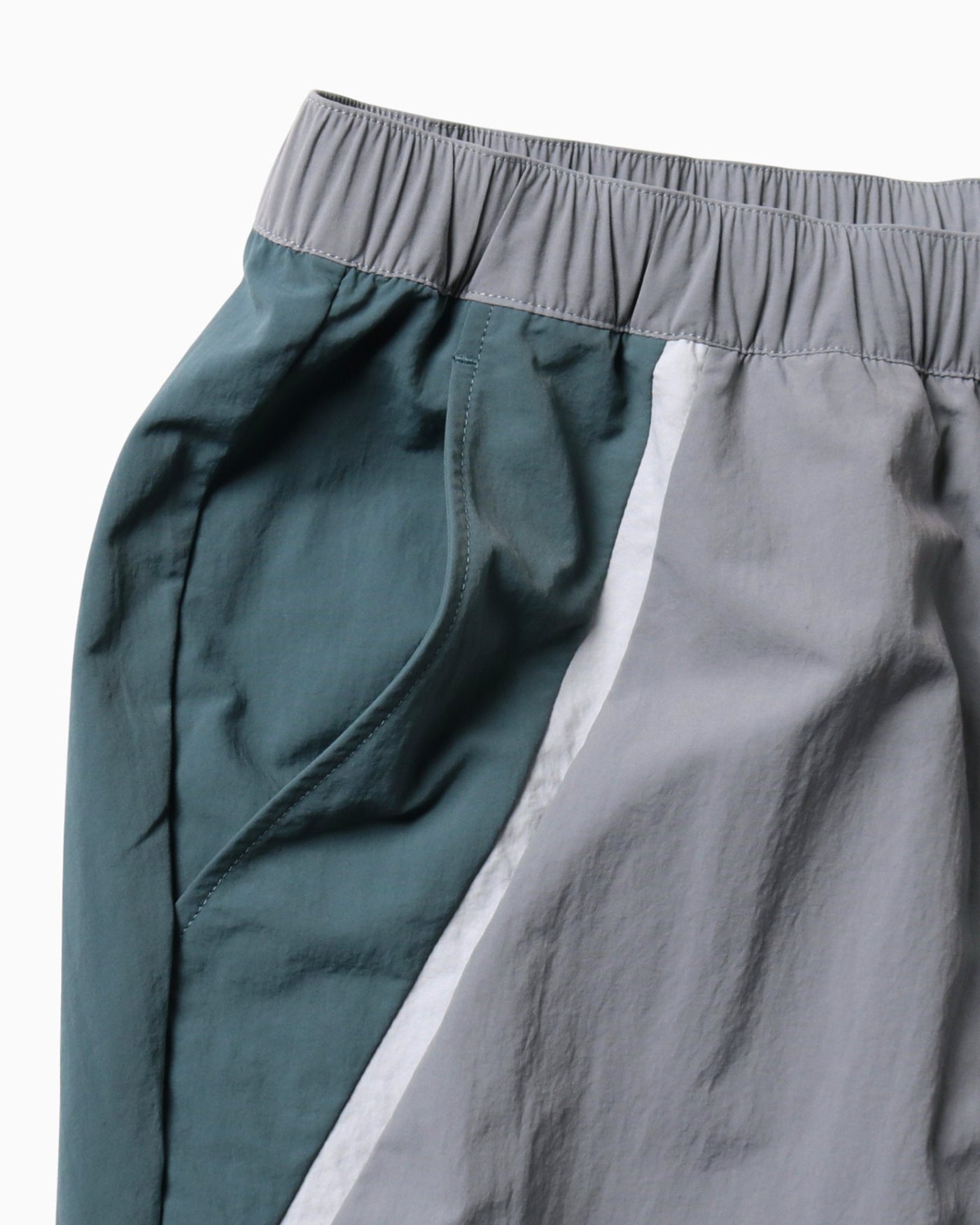 COLOR BLOCK WOVEN PANTS