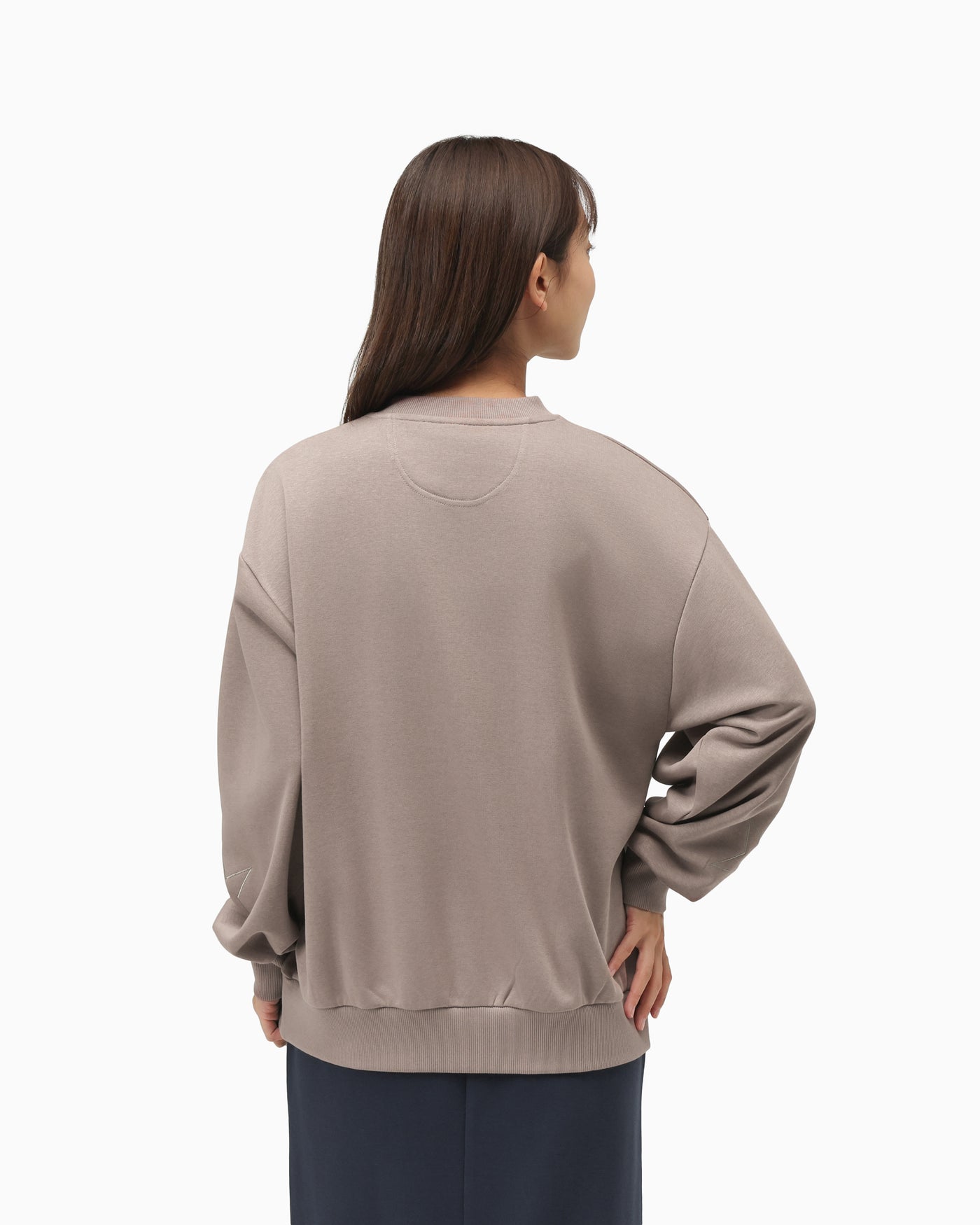 STAR PT SWEAT CREW TOP LADIES