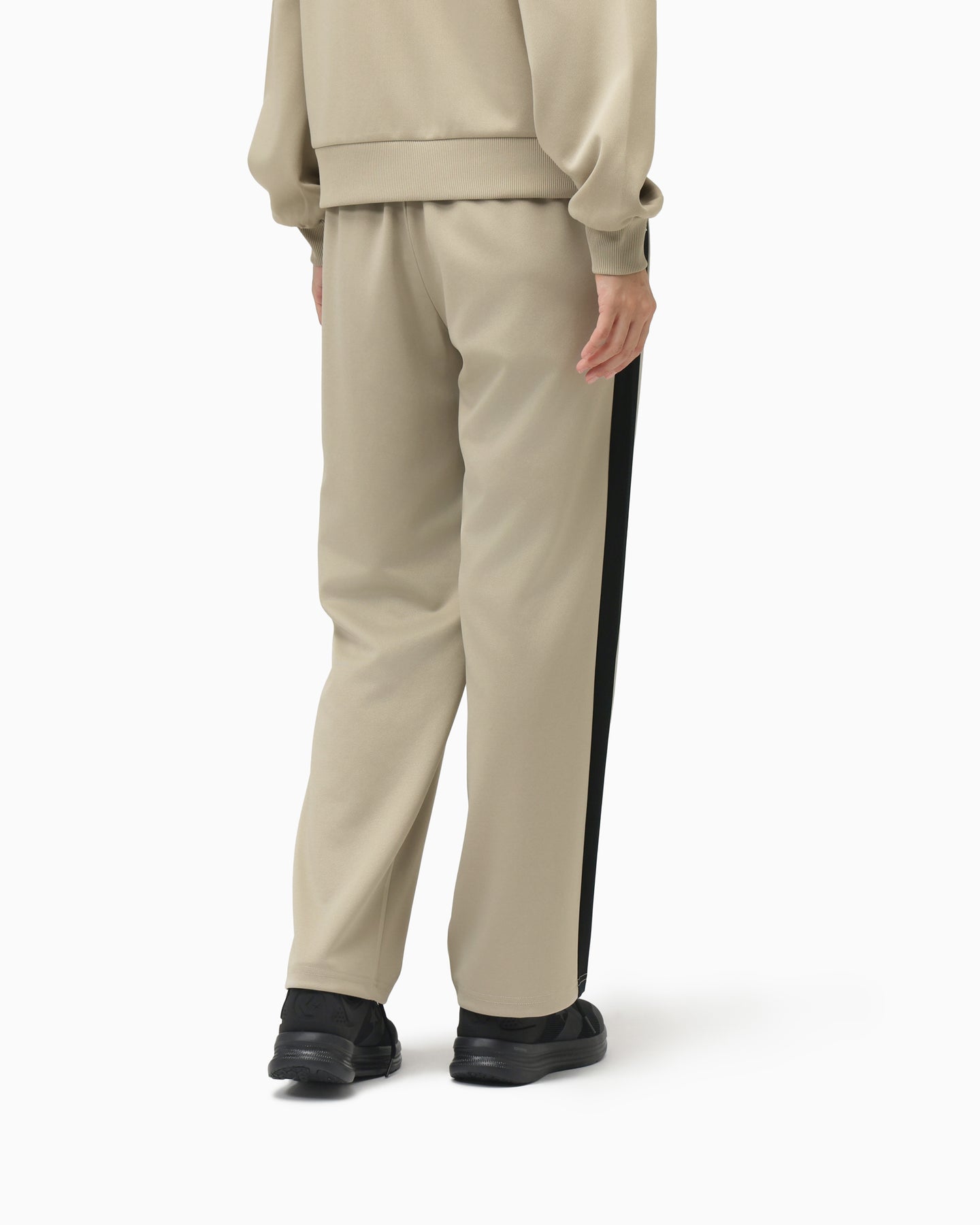 CS LINE TRACK PANTS LADIES (ウォームグレー)– コンバース オンライン ショップ | CONVERSE ...