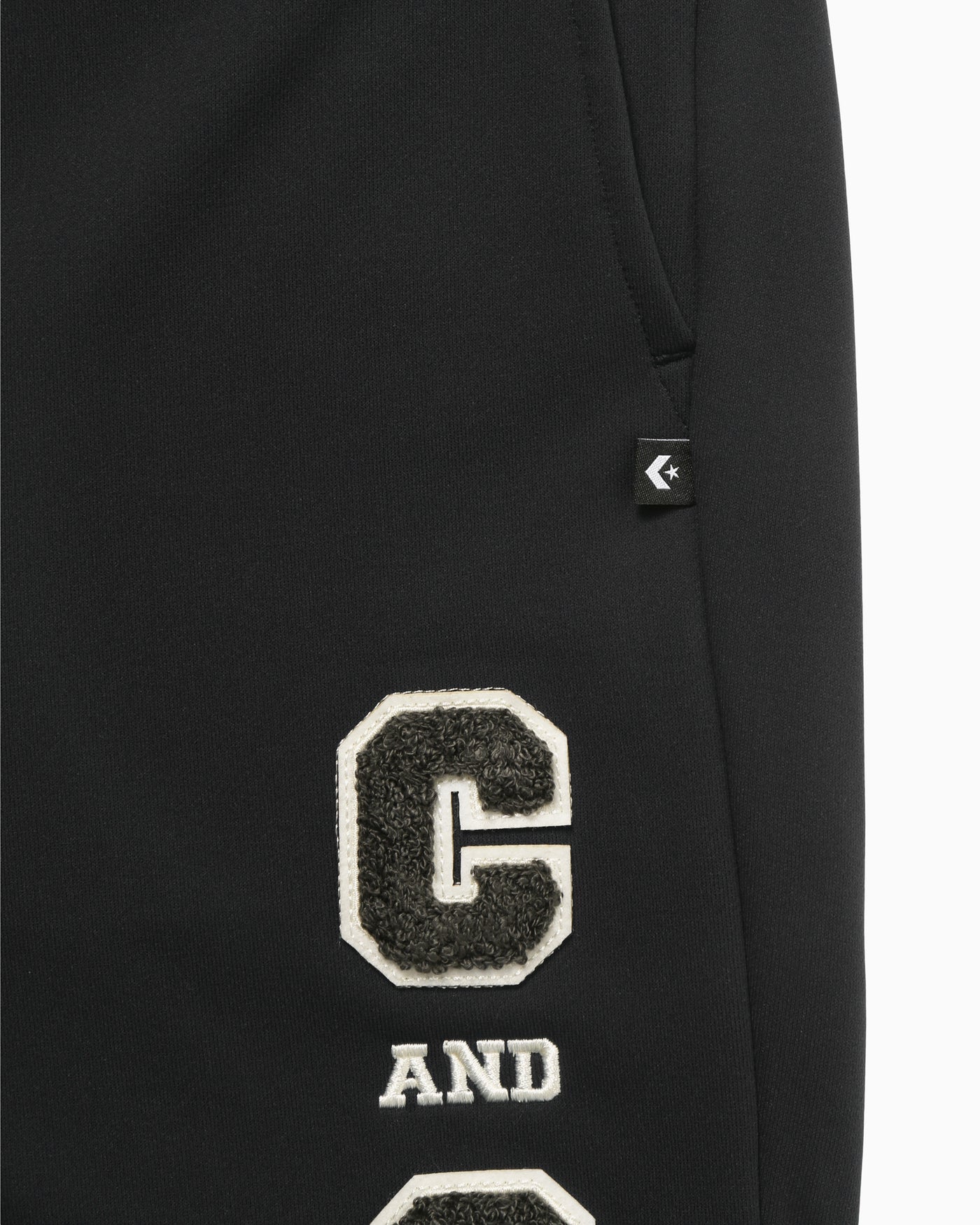 CS CHENILLE SWEAT PANTS L (ブラック)– コンバース オンライン ショップ | CONVERSE ONLINE SHOP