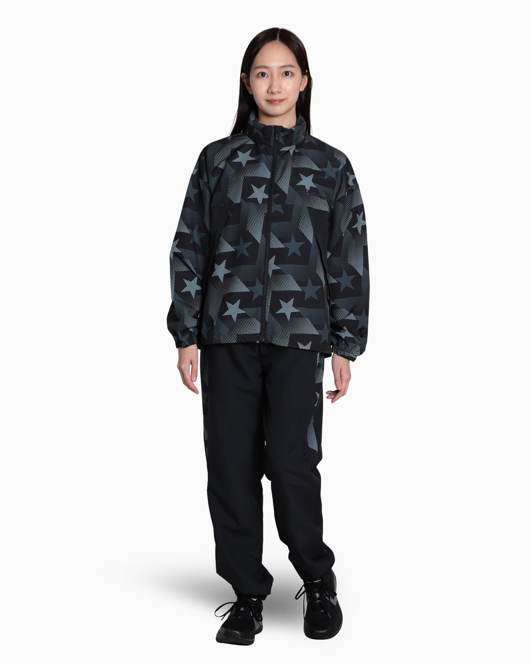 HOODED SP WOVEN JACKET W (ブラック)– コンバース オンライン