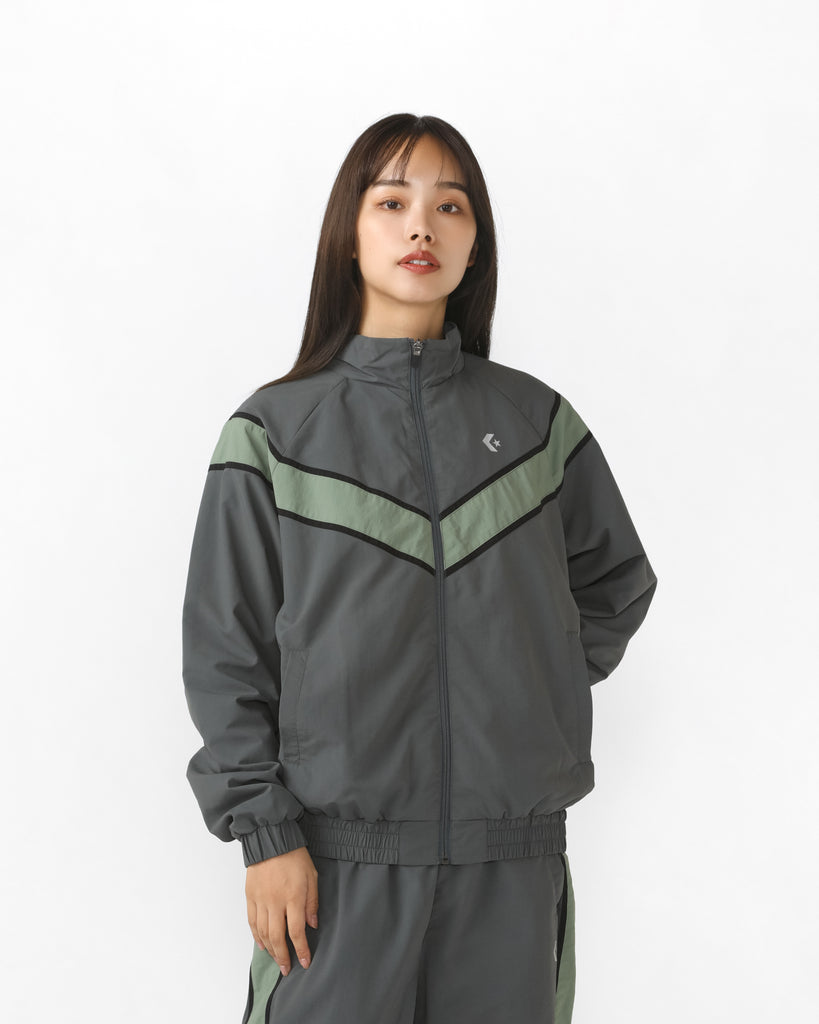 NYLON TRAINING JACKET LDS (グレー)– コンバース オンライン NYLON TRAINING JACKET LDS (グレー)– コンバース オンライン