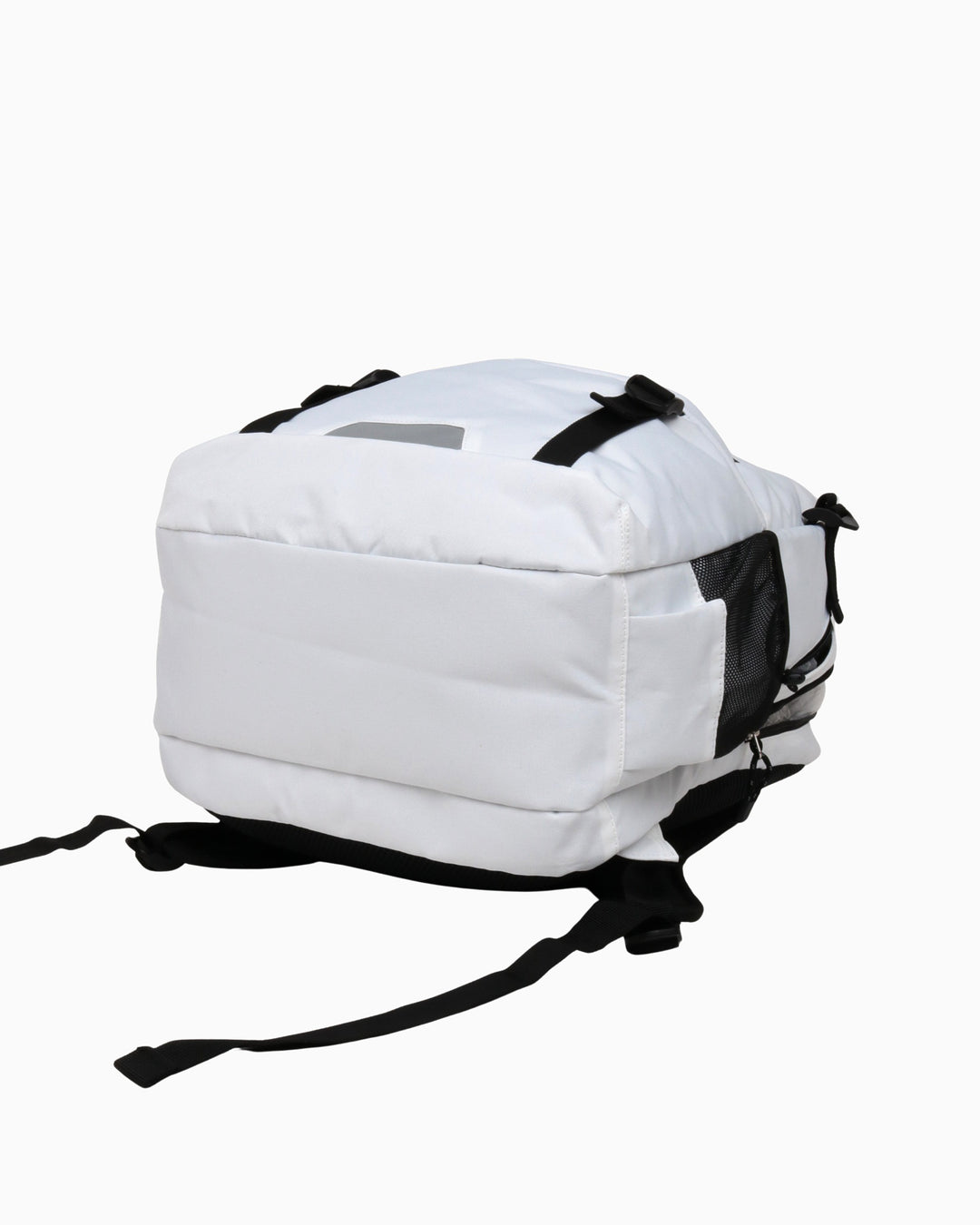 ニューアーチロゴ バックパック (ホワイト)– コンバース オンライン