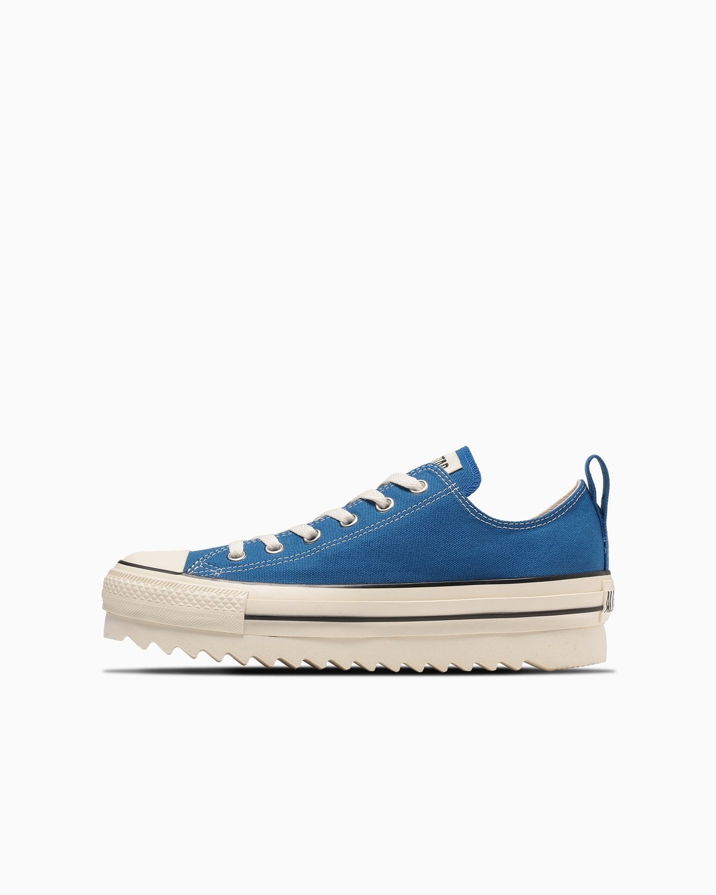 Blue thick-soled sneakers