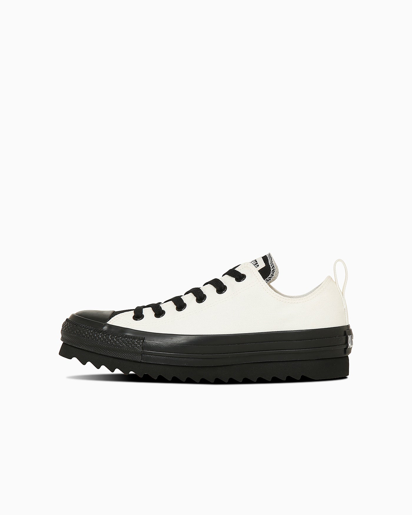 White Black Thick-soled Sneakers